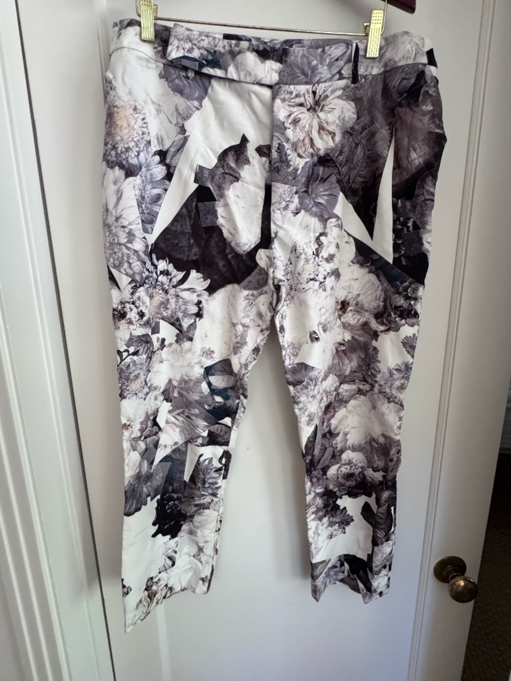 Chic graphic Vintage designer print pant